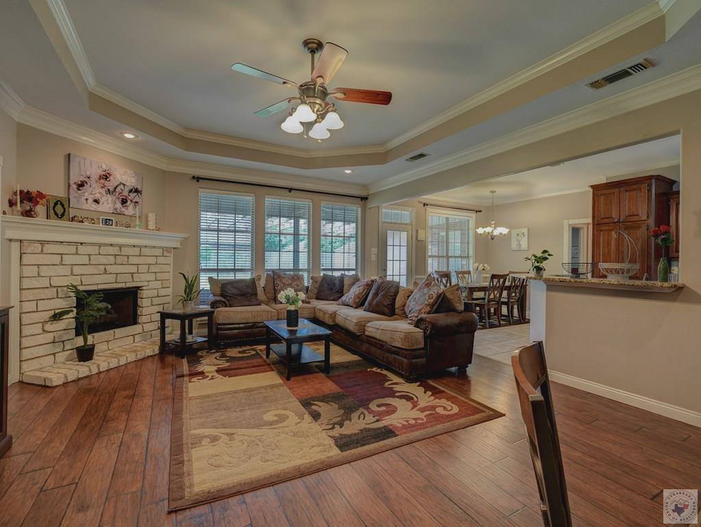 6802 Cameron Ln, Texarkana, TX 75503