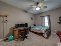 6802 Cameron Ln, Texarkana, TX 75503