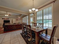 6802 Cameron Ln, Texarkana, TX 75503