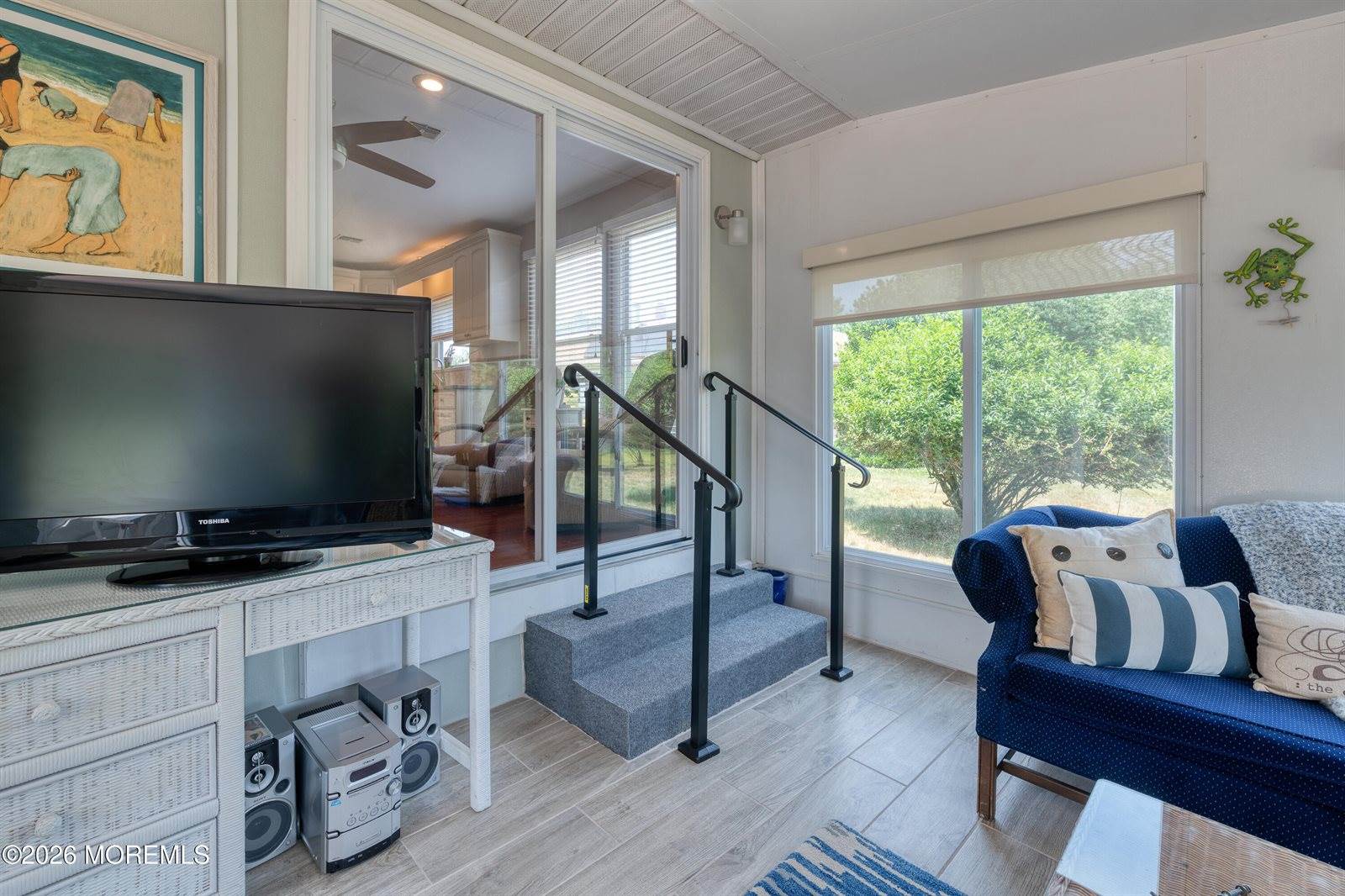 6 Carrazal Court, Toms River, NJ 08757