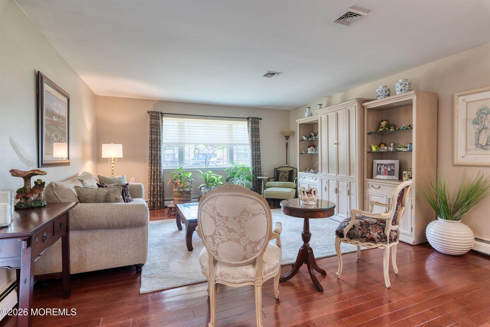 6 Carrazal Court, Toms River, NJ 08757