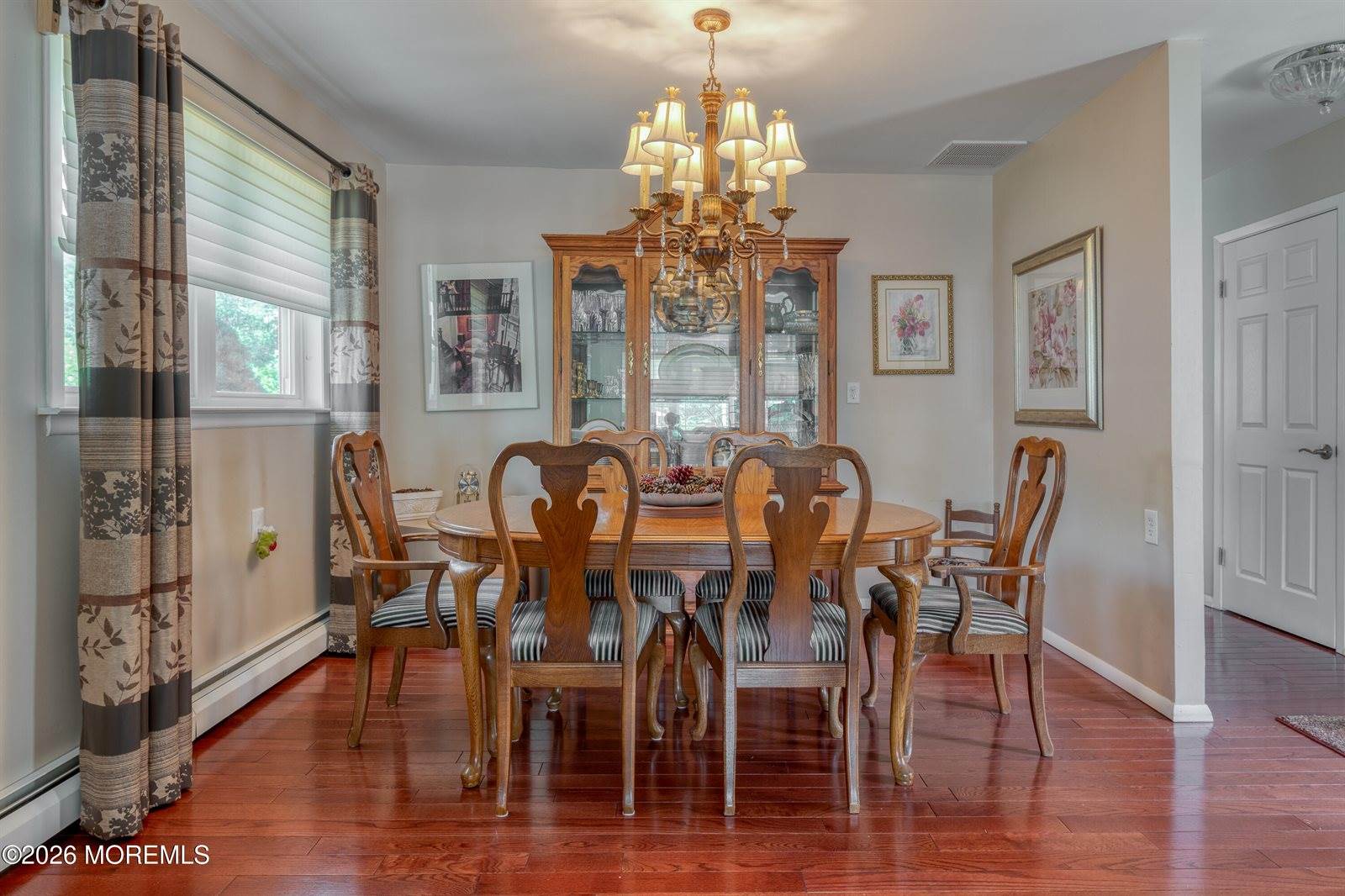 6 Carrazal Court, Toms River, NJ 08757