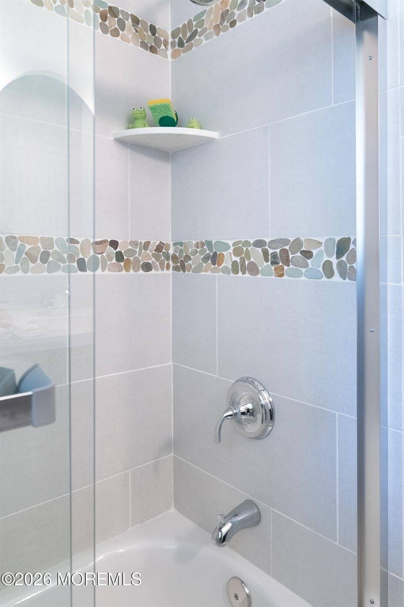 6 Carrazal Court, Toms River, NJ 08757
