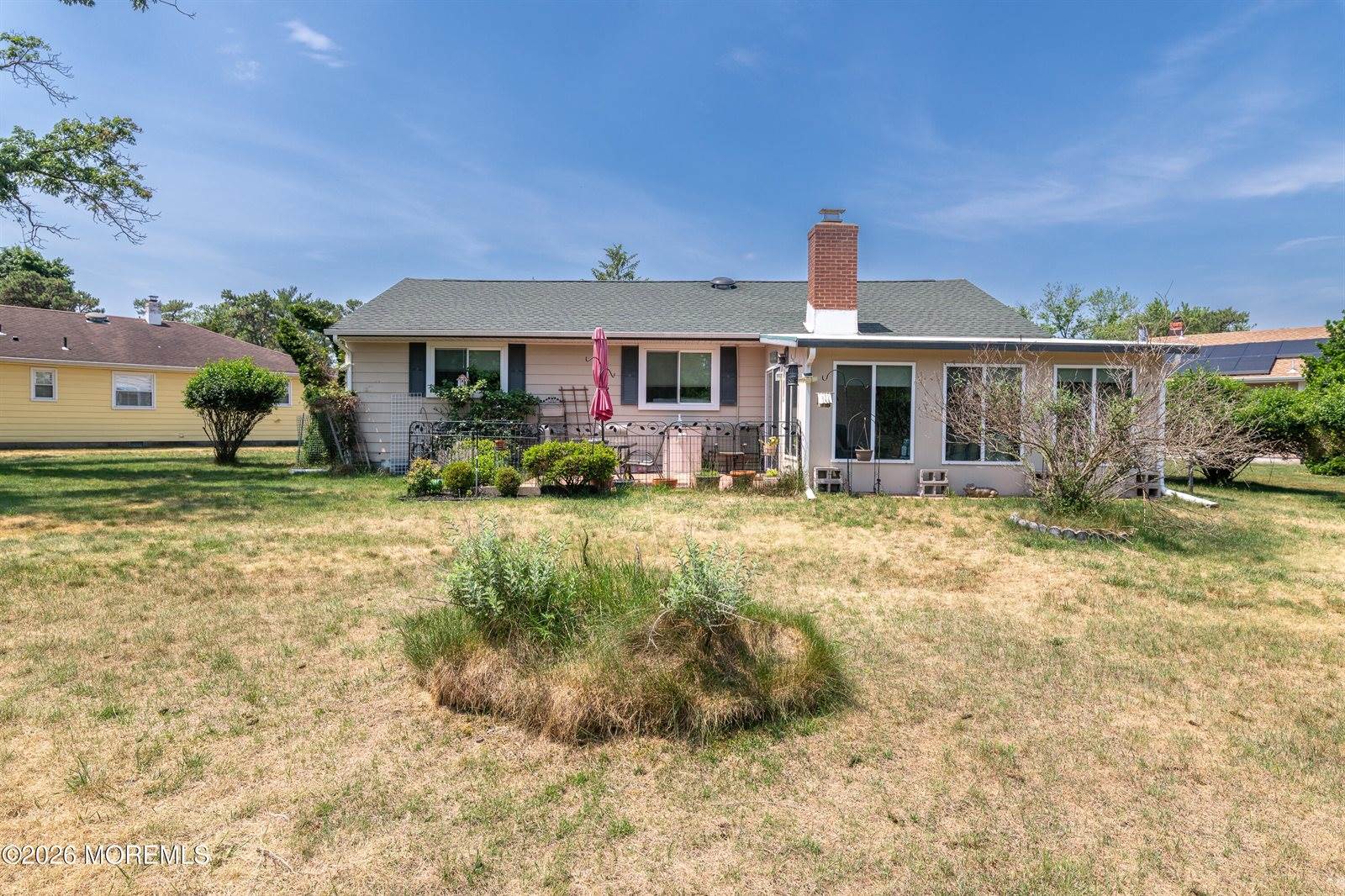 6 Carrazal Court, Toms River, NJ 08757