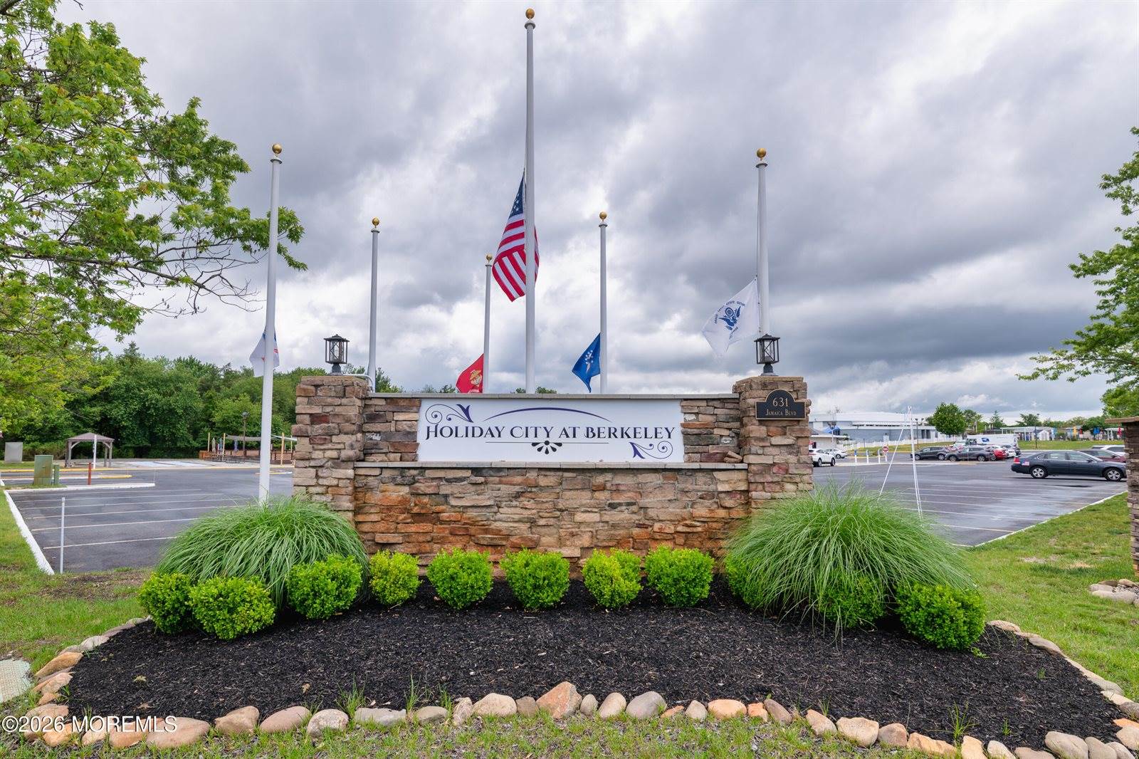 6 Carrazal Court, Toms River, NJ 08757