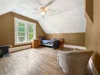 1319 8TH Street, Marinette, WI 54143