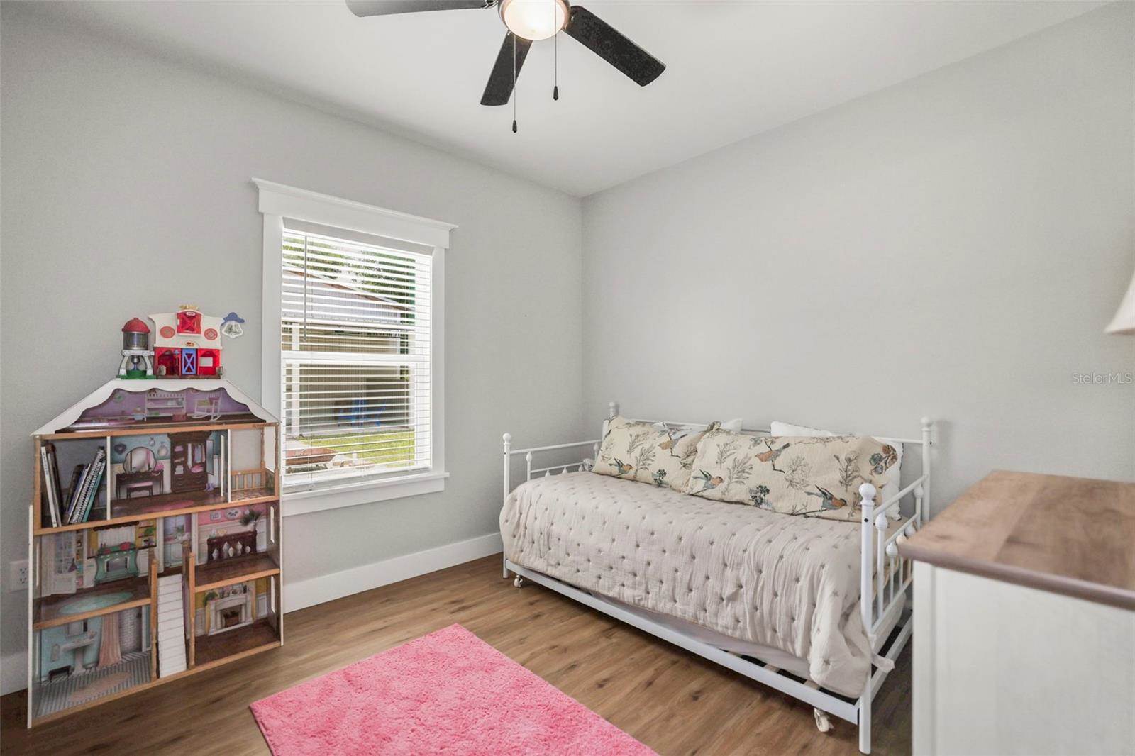 7218 Southeast Avenue, Webster, FL 33597