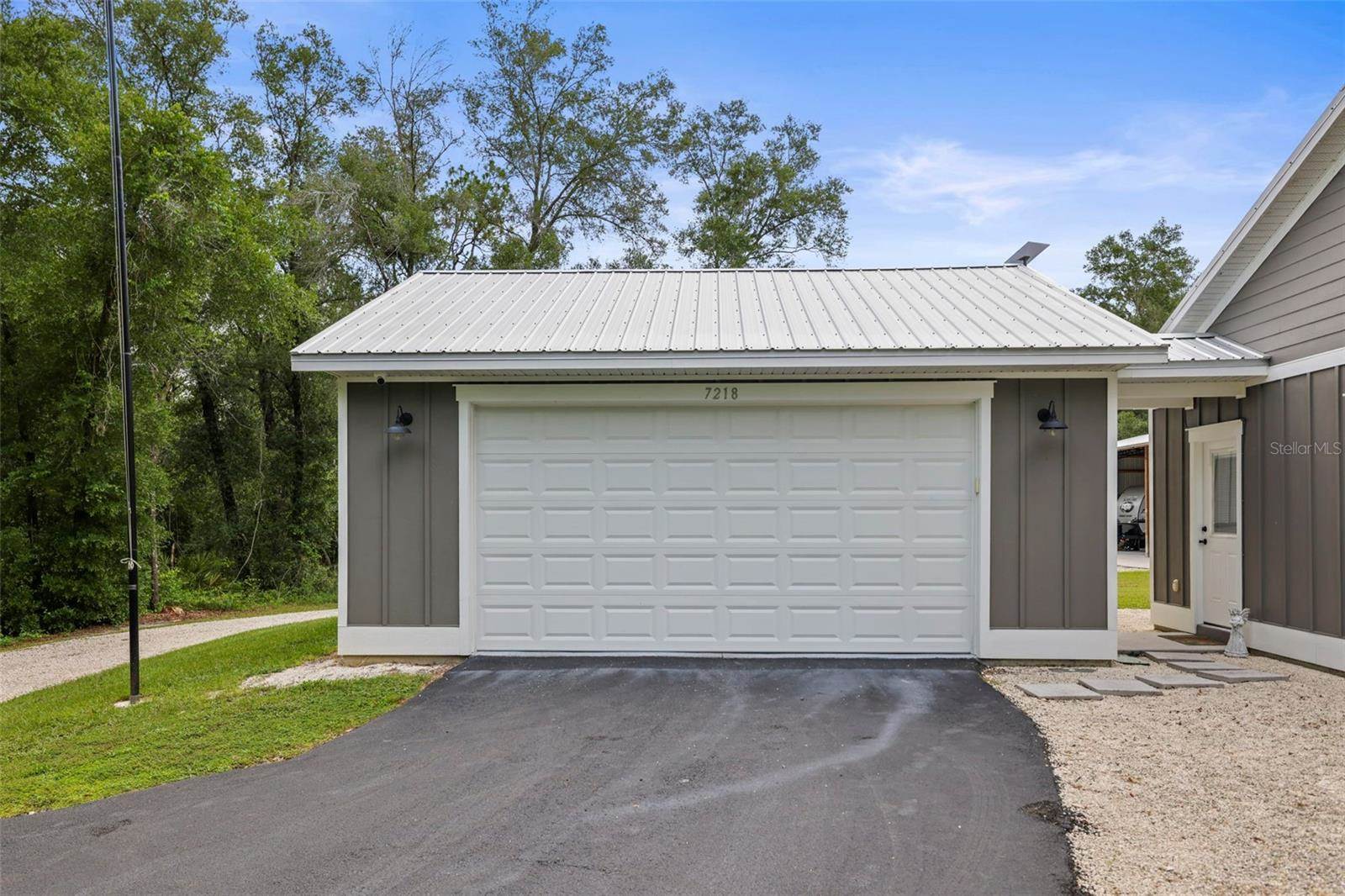7218 Southeast Avenue, Webster, FL 33597