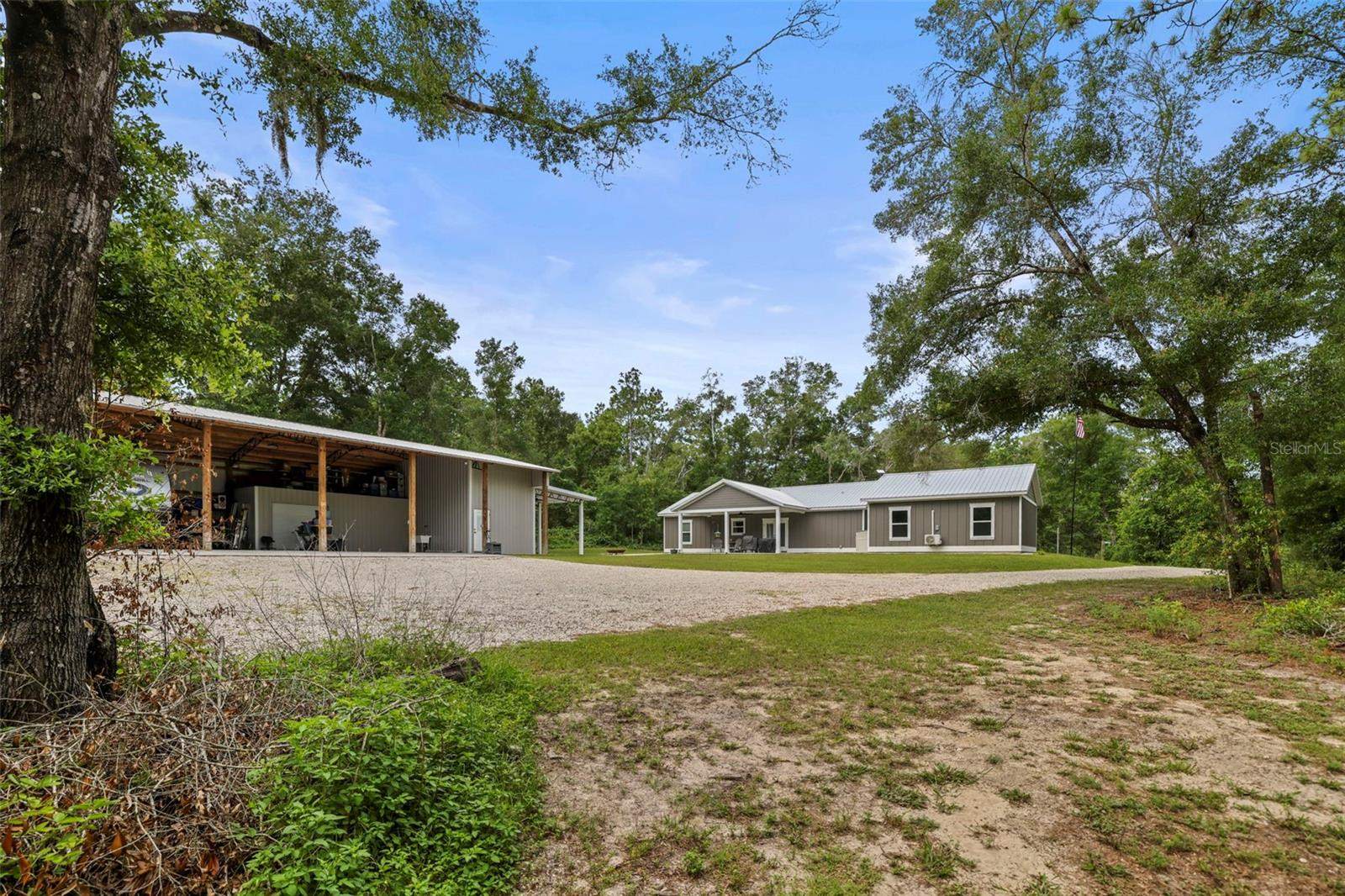 7218 Southeast Avenue, Webster, FL 33597