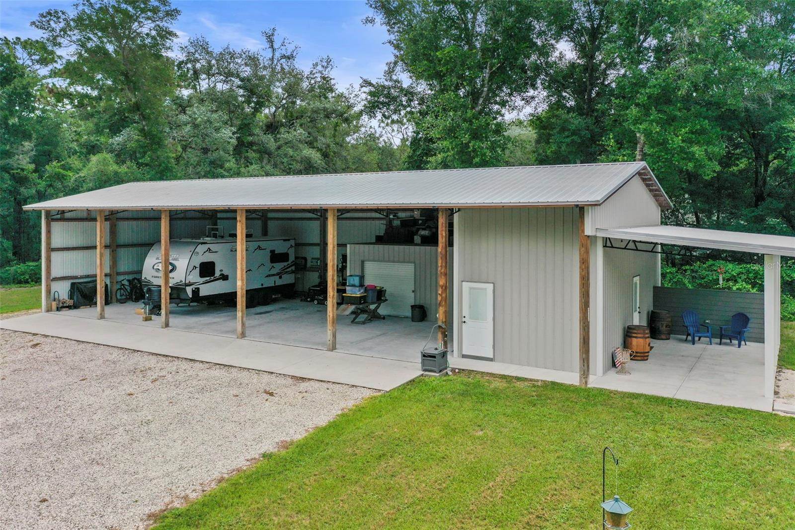7218 Southeast Avenue, Webster, FL 33597
