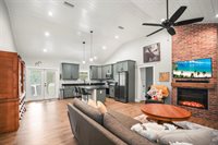 7218 Southeast Avenue, Webster, FL 33597