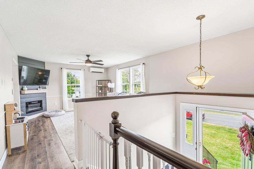 19 Forest Hill, Bucksport, ME 04416