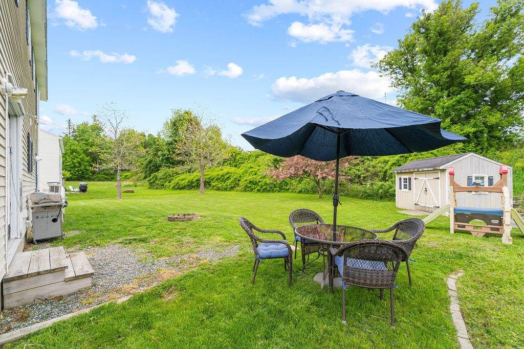 19 Forest Hill, Bucksport, ME 04416