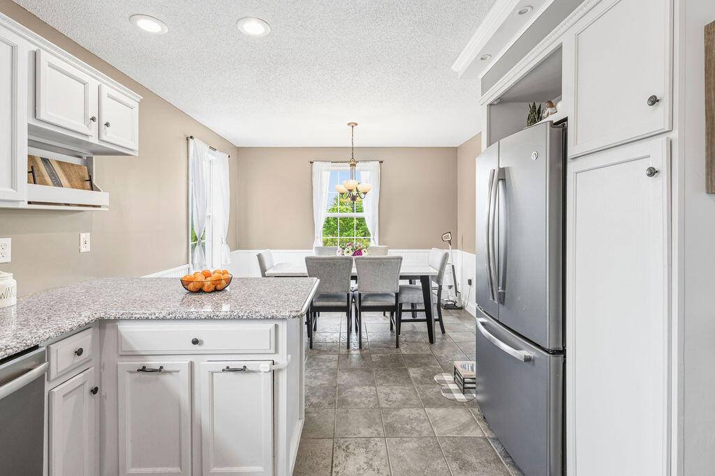 19 Forest Hill, Bucksport, ME 04416