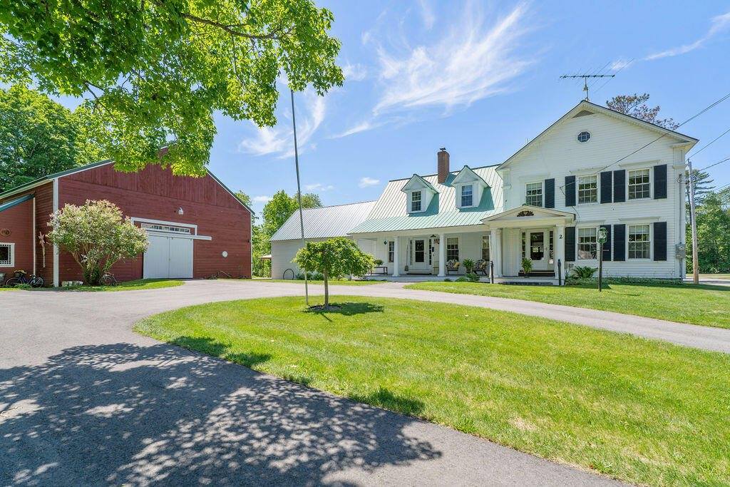 2 West Road, Abbot, ME 04406