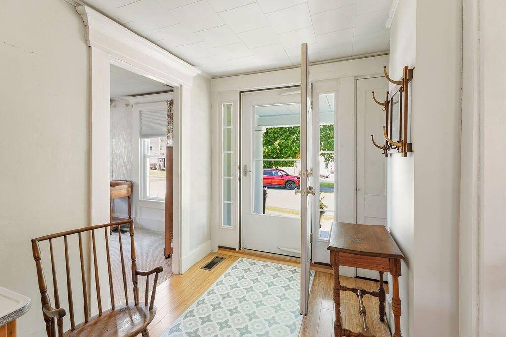 2 West Road, Abbot, ME 04406