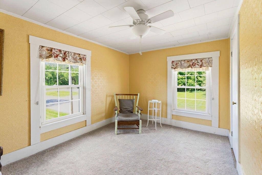 2 West Road, Abbot, ME 04406