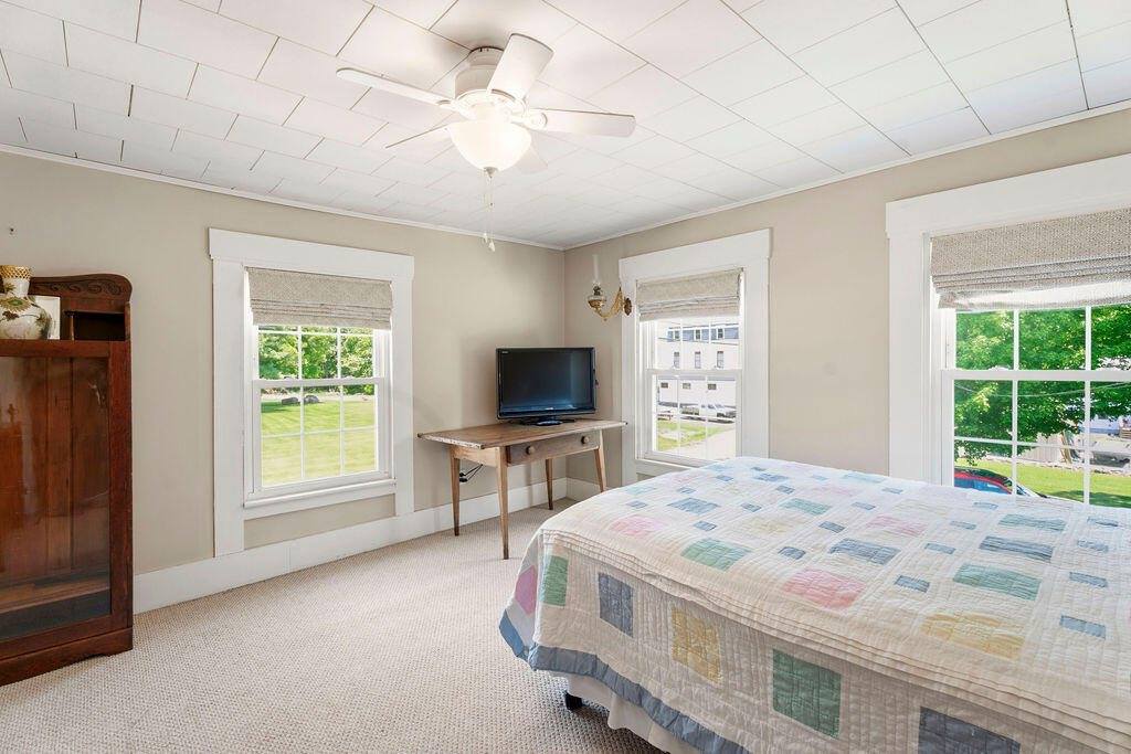 2 West Road, Abbot, ME 04406