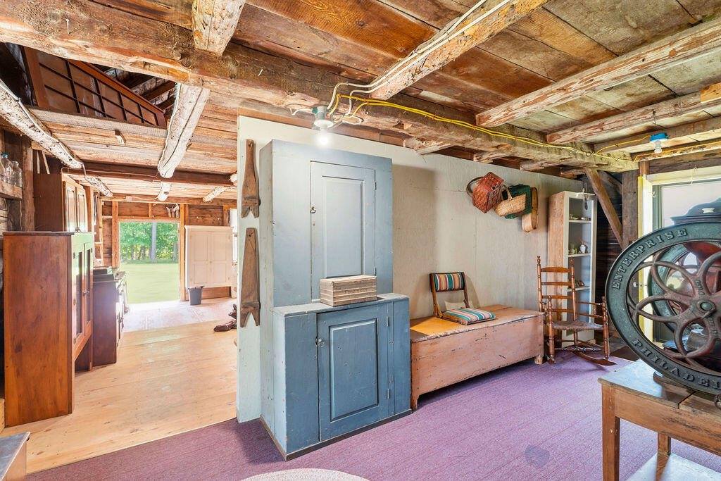 2 West Road, Abbot, ME 04406