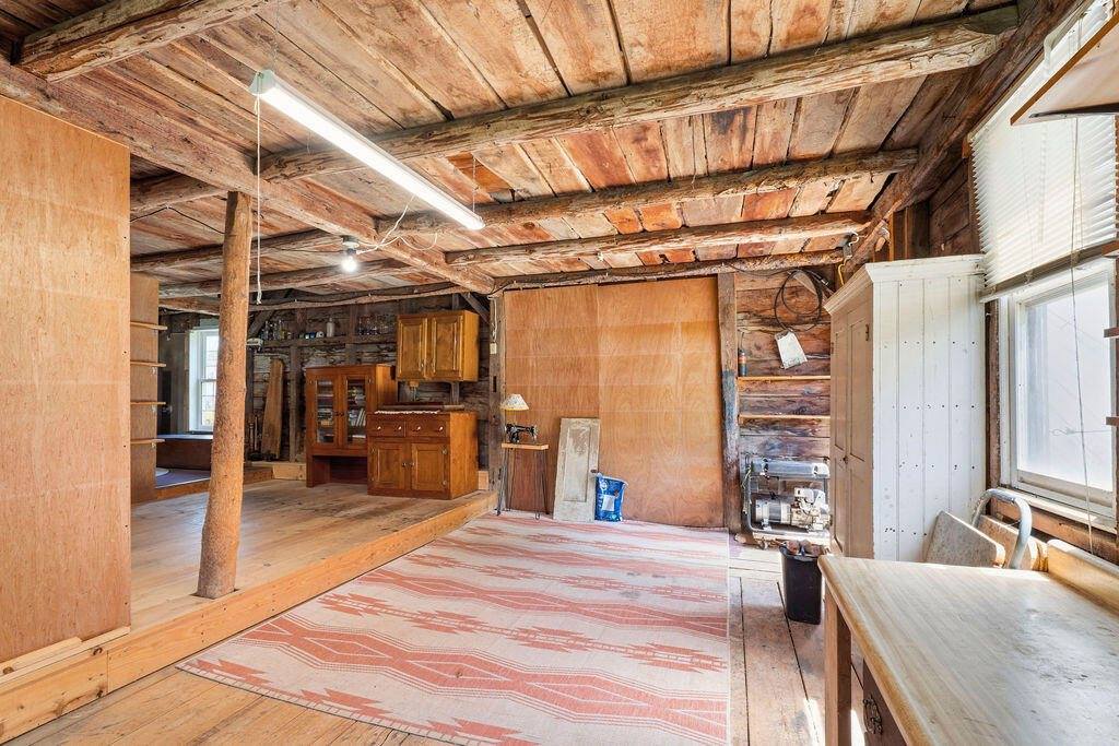 2 West Road, Abbot, ME 04406
