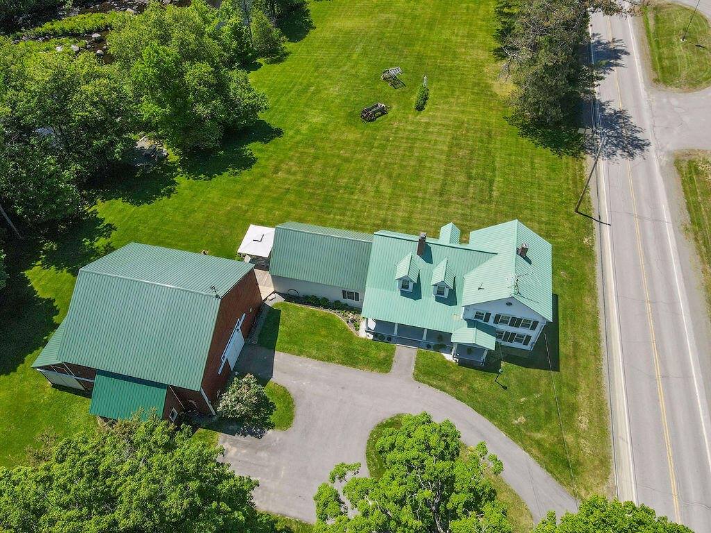 2 West Road, Abbot, ME 04406