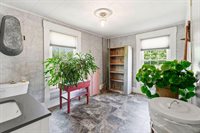 2 West Road, Abbot, ME 04406