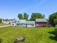2 West Road, Abbot, ME 04406