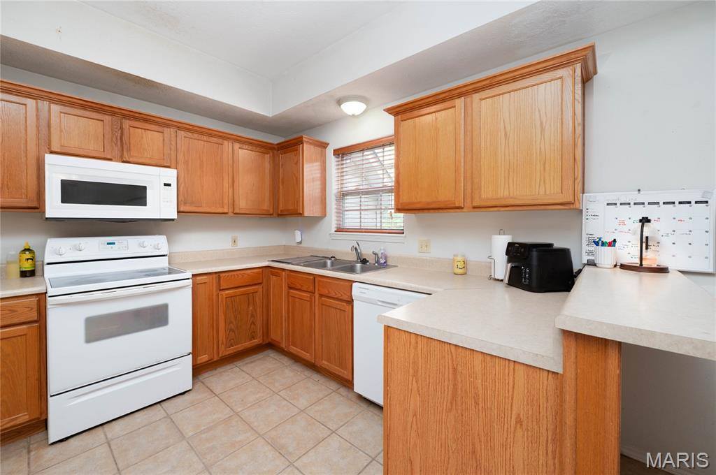 279 Carmel Valley Way, Saint Robert, MO 65584