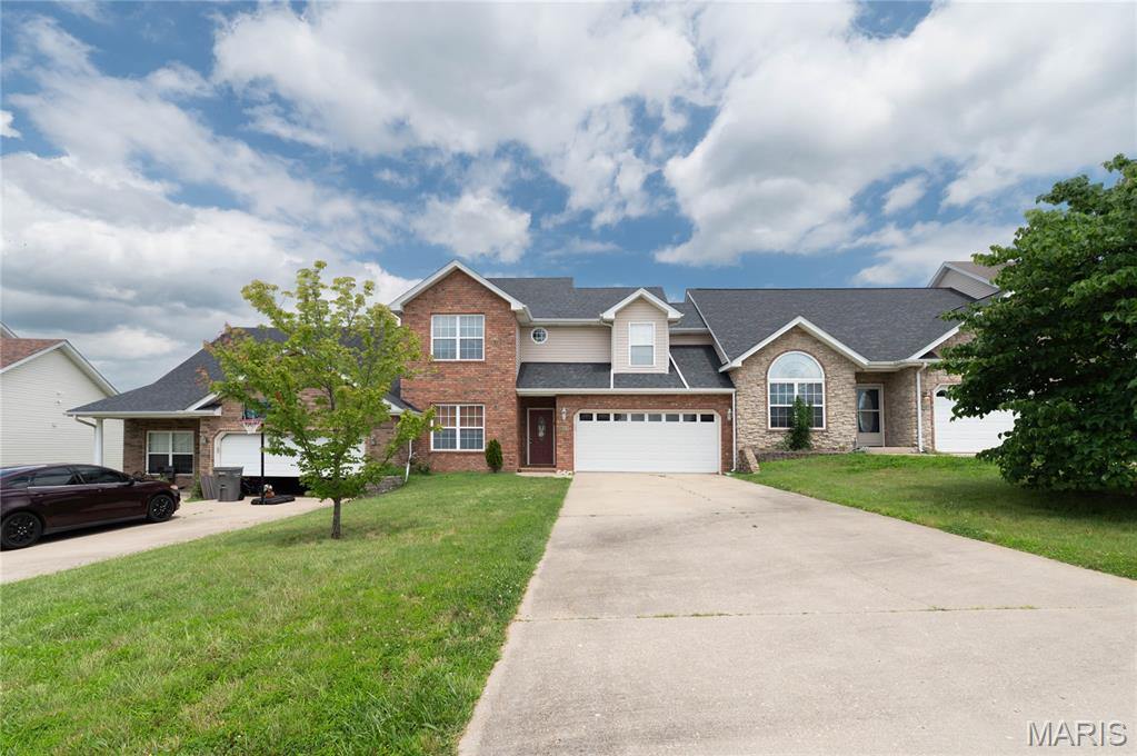 279 Carmel Valley Way, Saint Robert, MO 65584