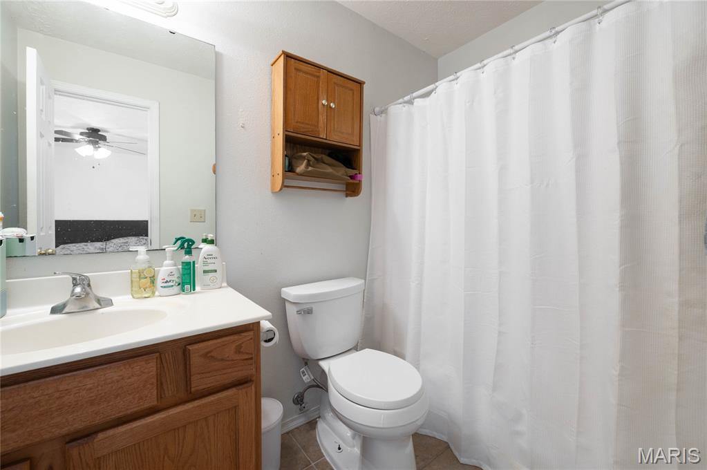 279 Carmel Valley Way, Saint Robert, MO 65584