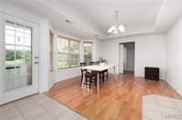 279 Carmel Valley Way, Saint Robert, MO 65584