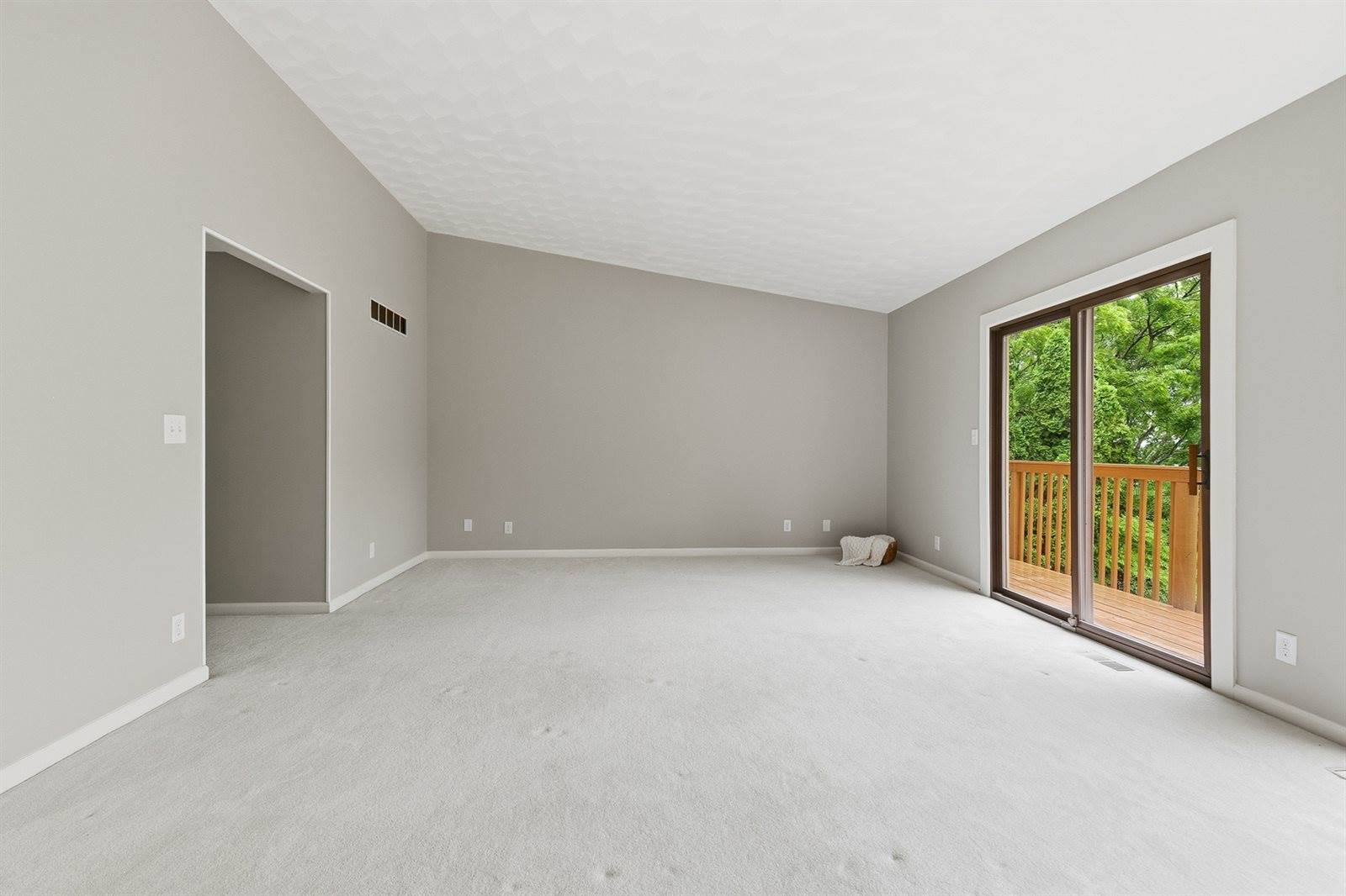 3362 Park 16th Street, Moline, IL 61265