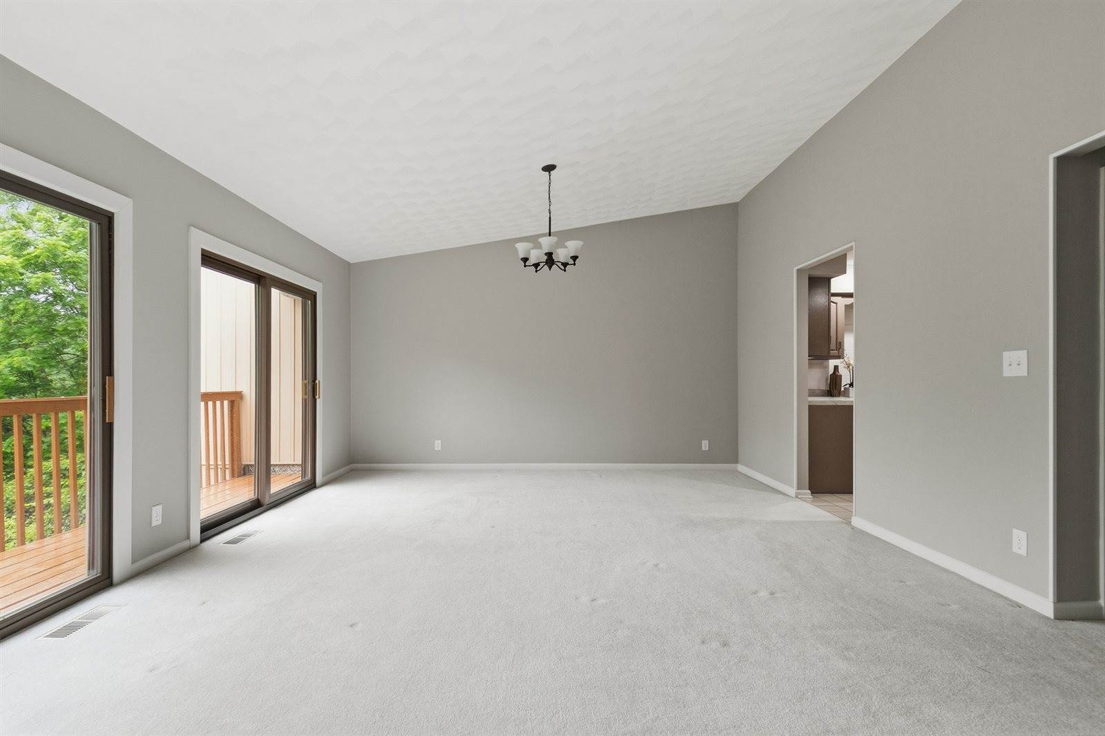 3362 Park 16th Street, Moline, IL 61265