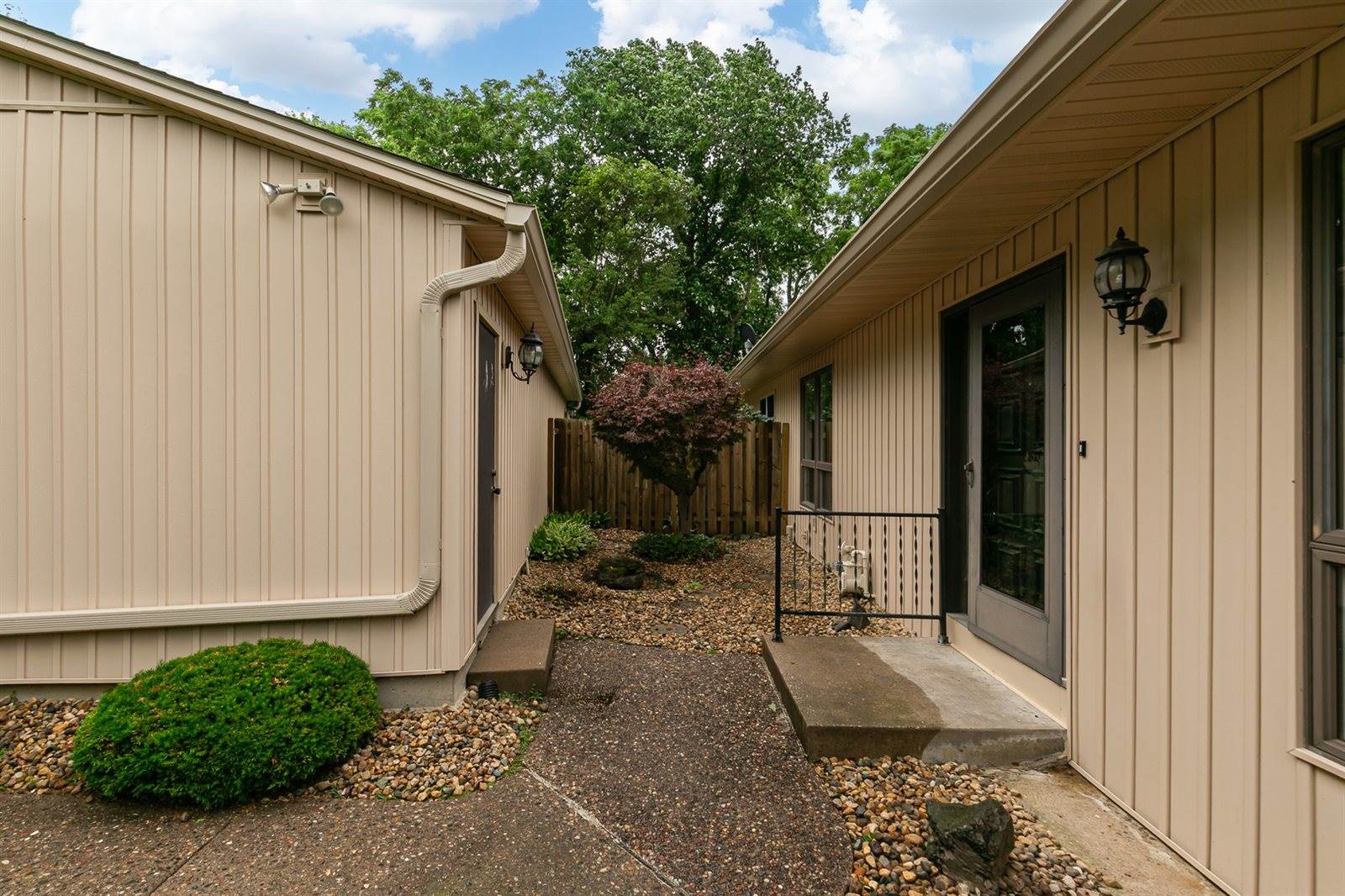 3362 Park 16th Street, Moline, IL 61265