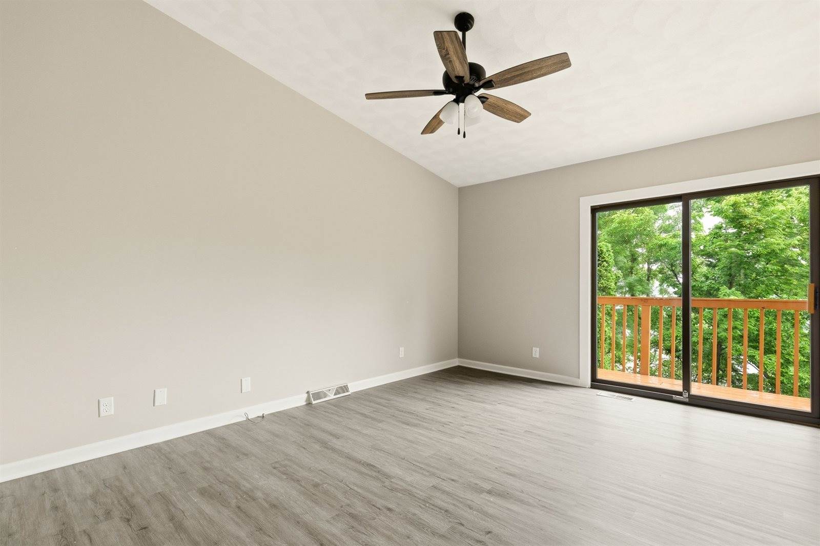 3362 Park 16th Street, Moline, IL 61265