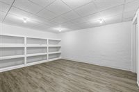 3362 Park 16th Street, Moline, IL 61265