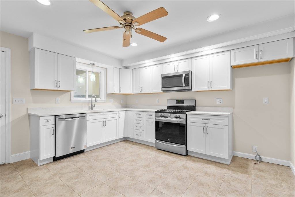 179 Pilgrim Rd, Haverhill, MA 01832
