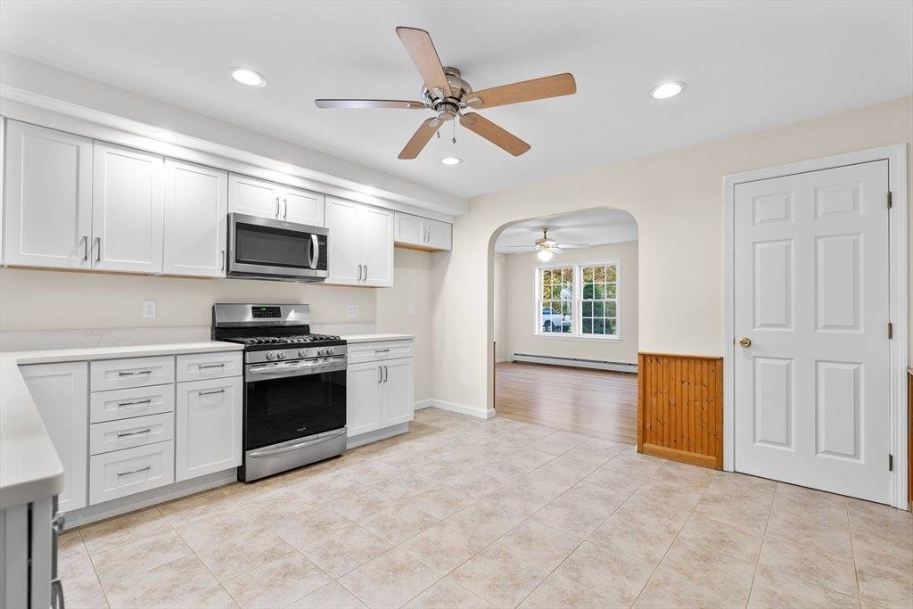 179 Pilgrim Rd, Haverhill, MA 01832