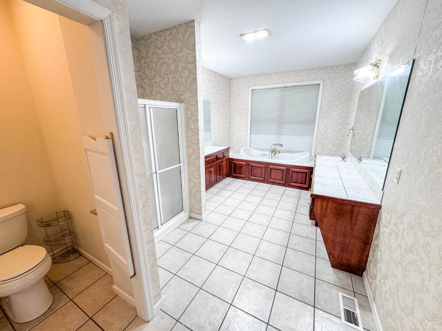 1151 Lake Shore, Forest, VA 24551