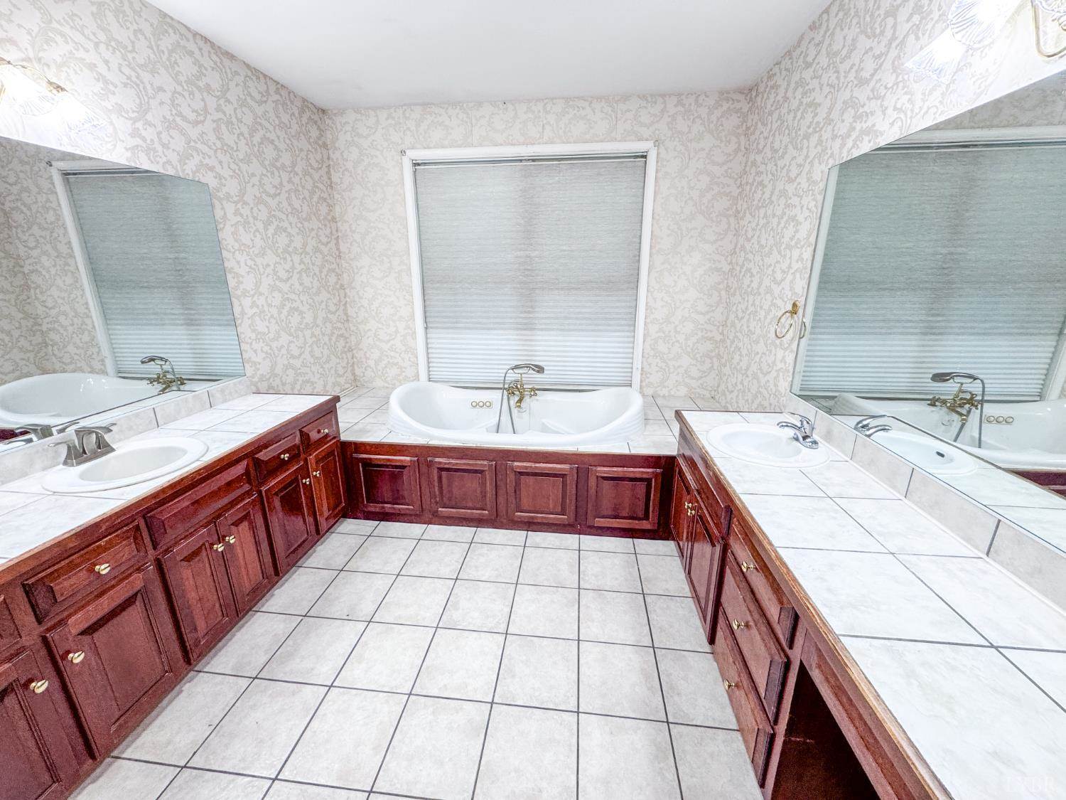 1151 Lake Shore, Forest, VA 24551