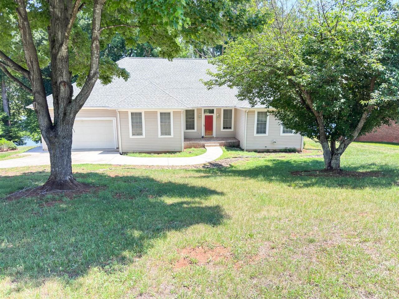 1151 Lake Shore, Forest, VA 24551