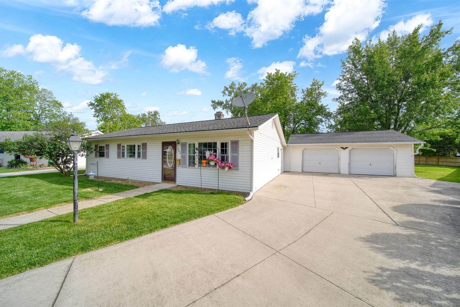 445 March Drive, Adrian, MI 49221