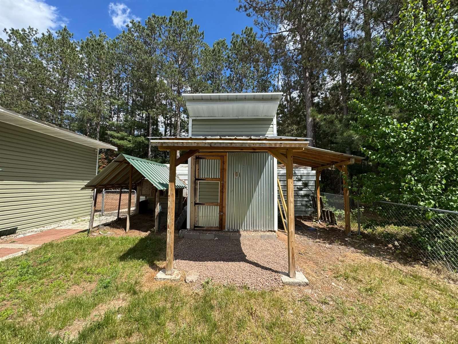 8975 Larimer Drive, Sturgeon Lake, MN 55783