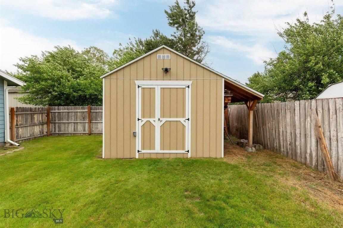 810 Golden West Drive, Belgrade, MT 59714