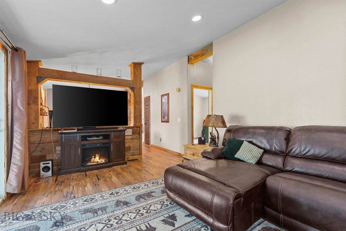 810 Golden West Drive, Belgrade, MT 59714