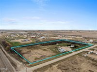 333 3rd Street West, Ross, ND 58776