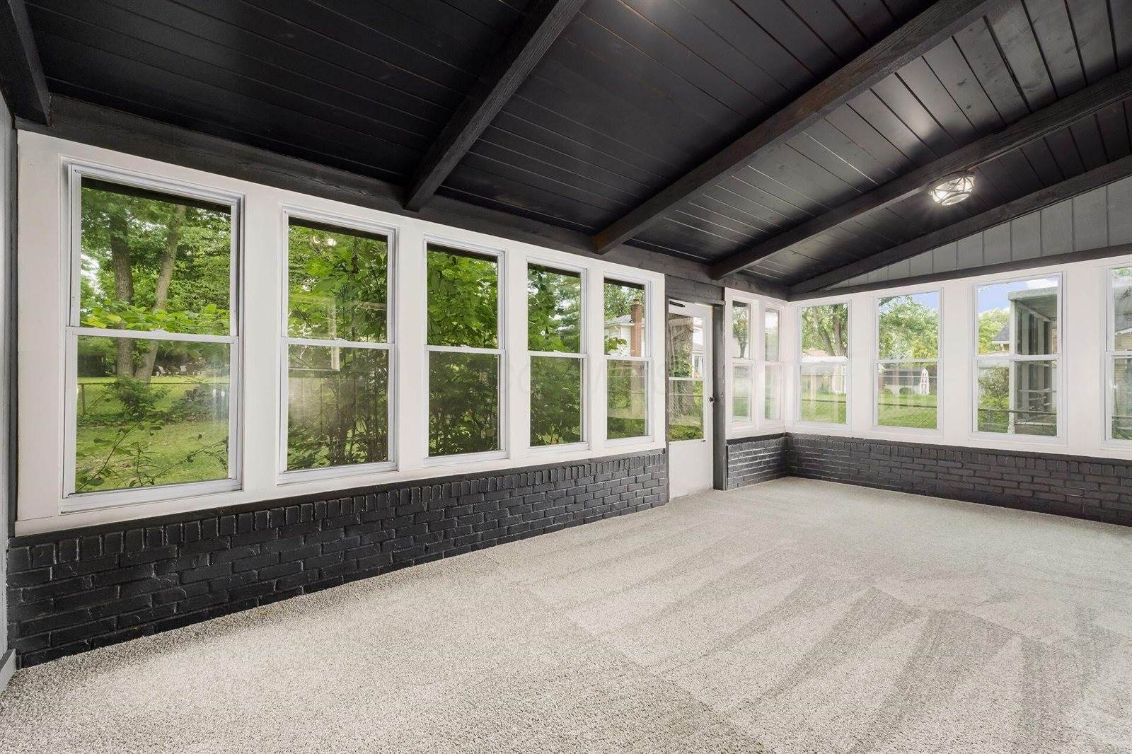 6571 Karl Road, Columbus, OH 43229