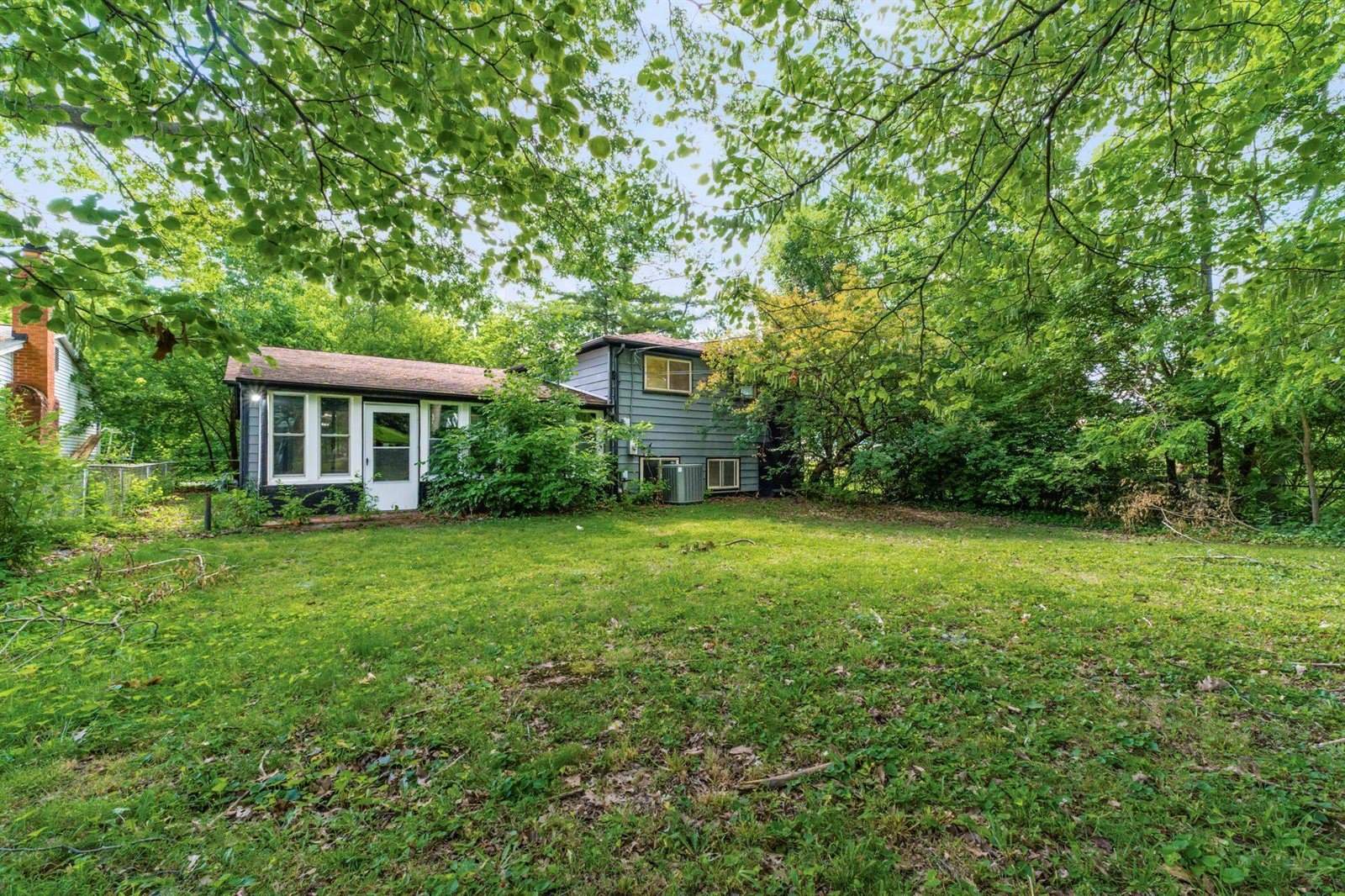 6571 Karl Road, Columbus, OH 43229