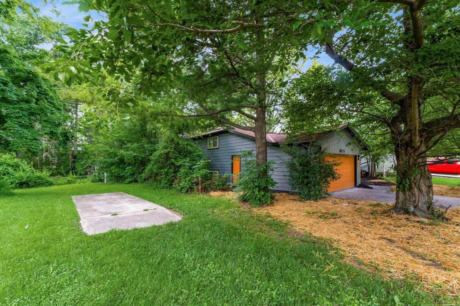6571 Karl Road, Columbus, OH 43229