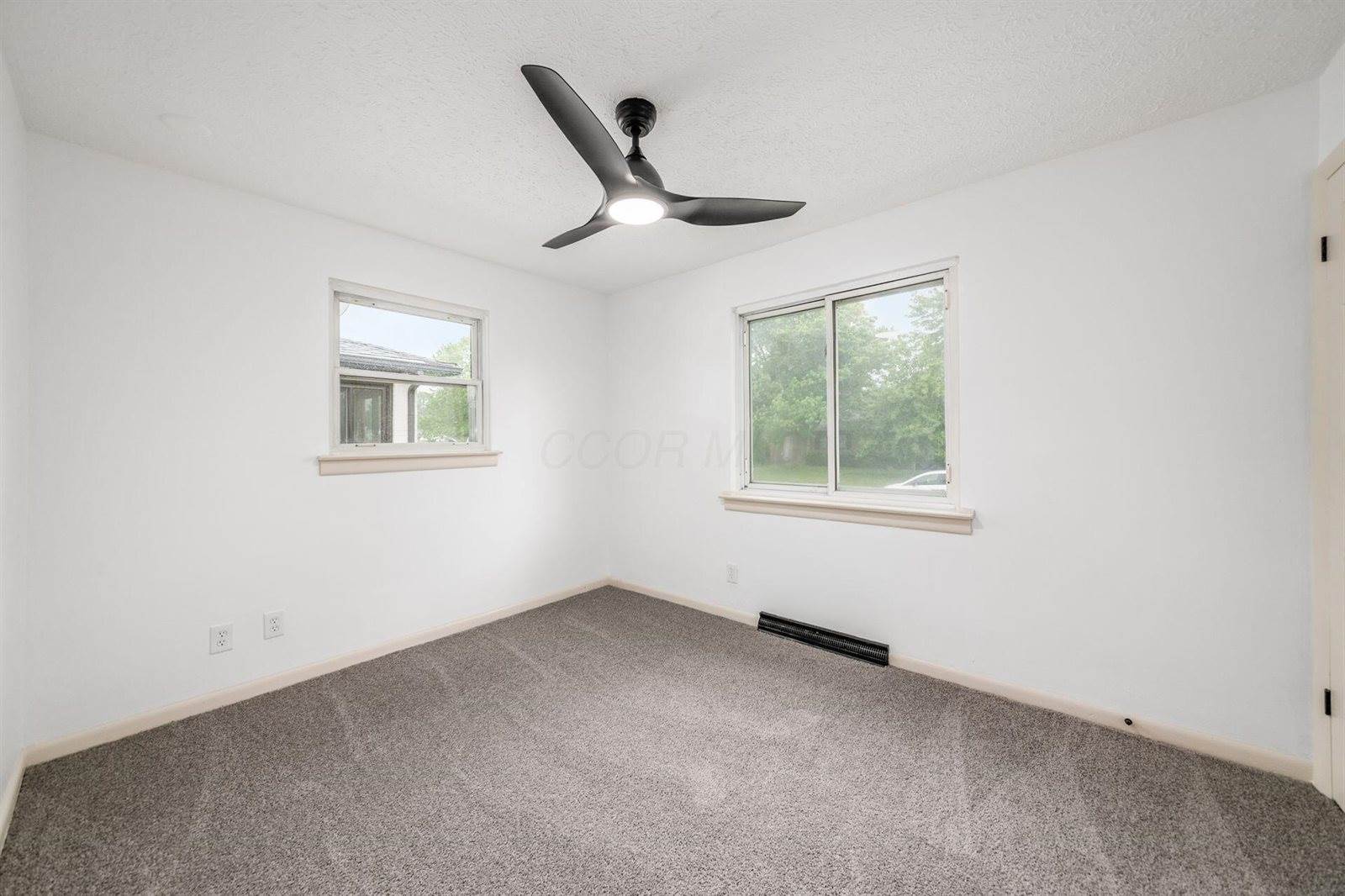 4277 Beechgrove Drive, Grove City, OH 43123